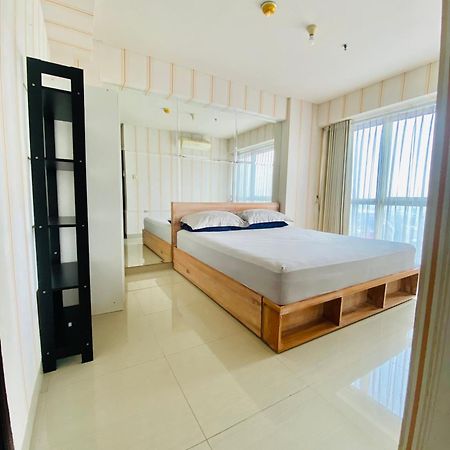 Callia Apartement Golf View Pulo Mas Jakarta Timur Exterior photo