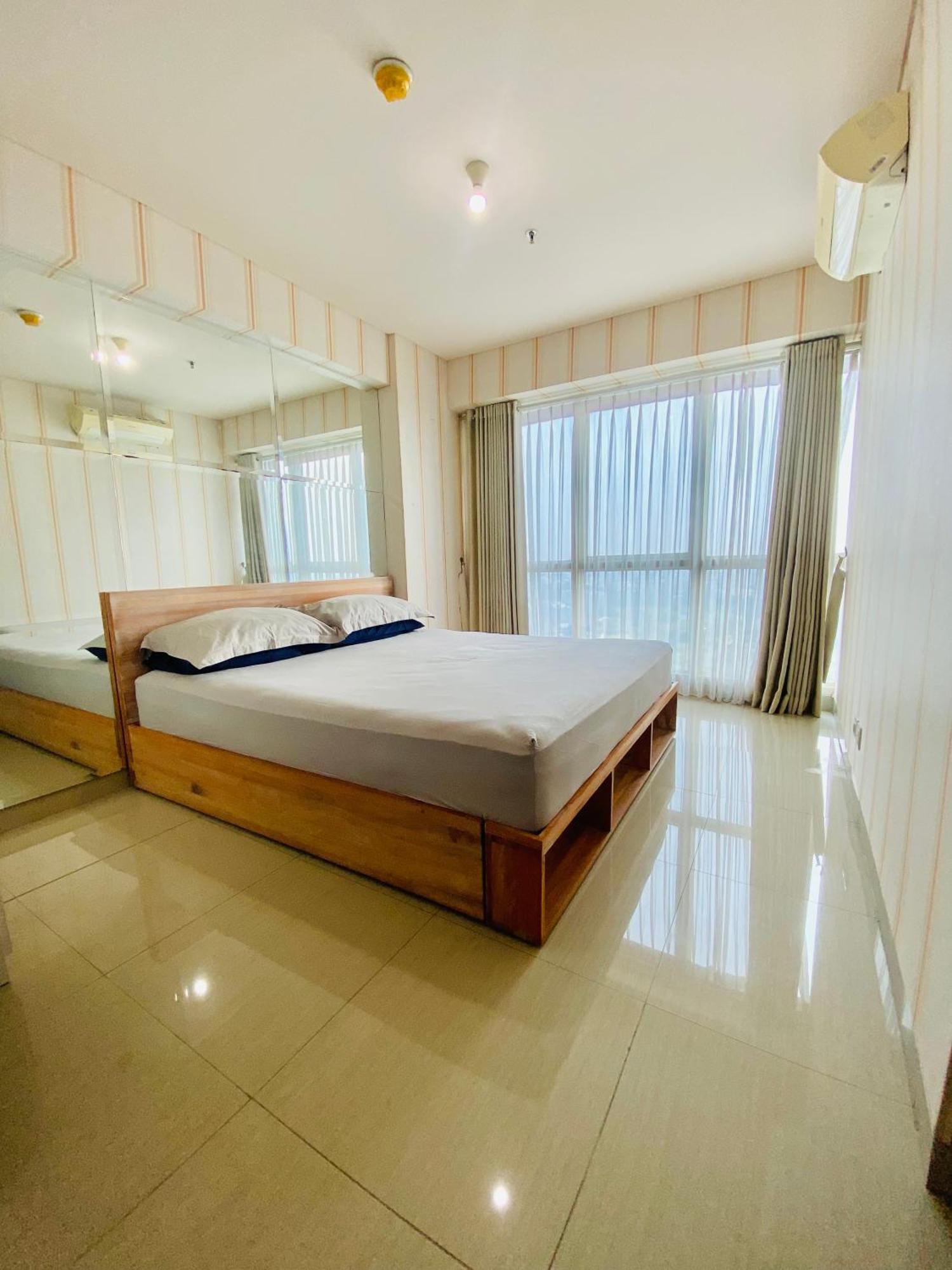 Callia Apartement Golf View Pulo Mas Jakarta Timur Exterior photo